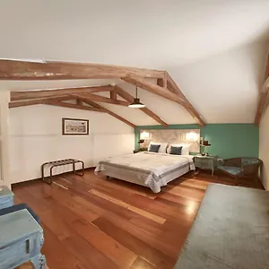 Old Town Suites, Elegant Comfort & Space In The Historic Center Aparthotel